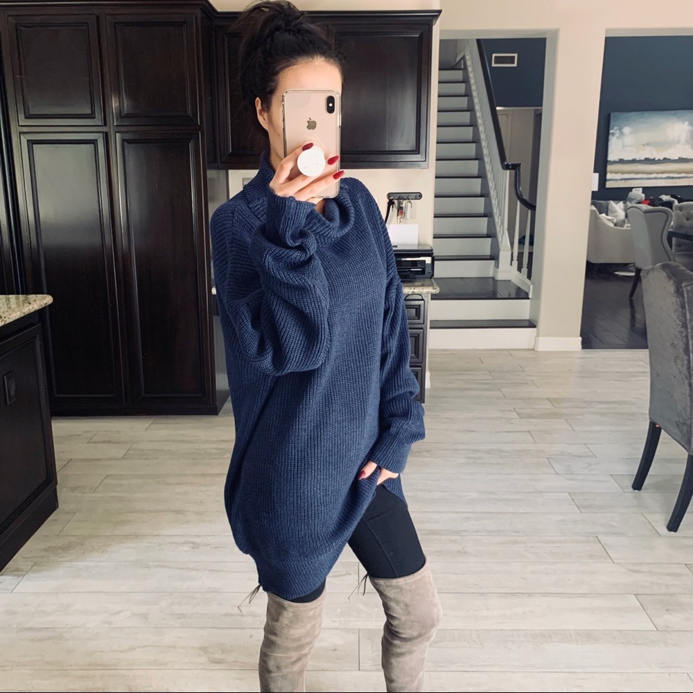 SOLD OUT - Picture 3 of 4